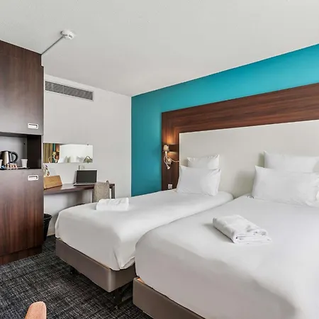 Mercure Paris Porte D'orleans Отель Монруж