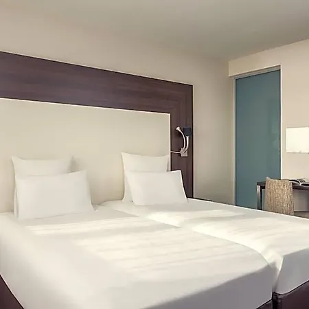 Mercure Paris Porte D'orleans 호텔