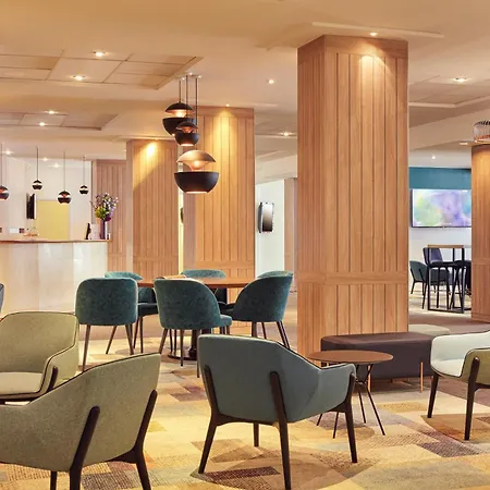 Hotell Mercure Paris Porte D'orleans 4*