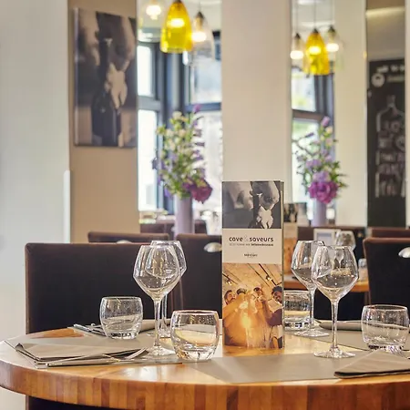 Mercure Paris Porte D'orleans Hotell 4*