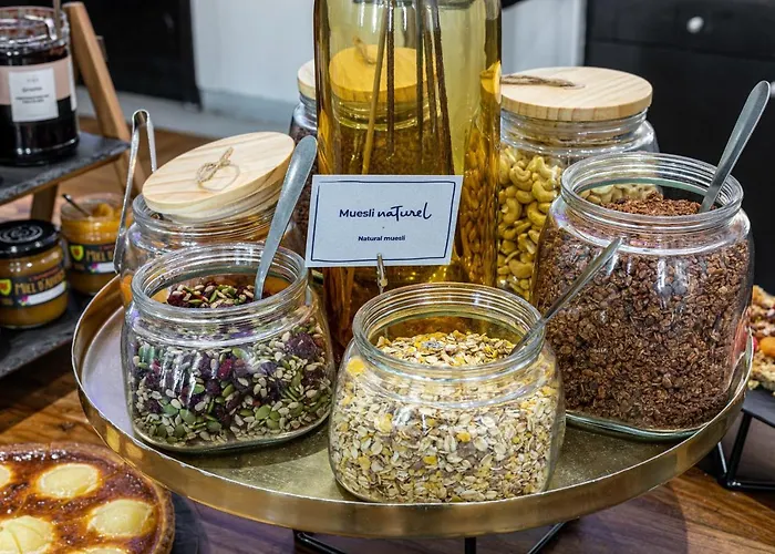 メルキュール パリ ポルト ドルレアン 4* モンルージュ