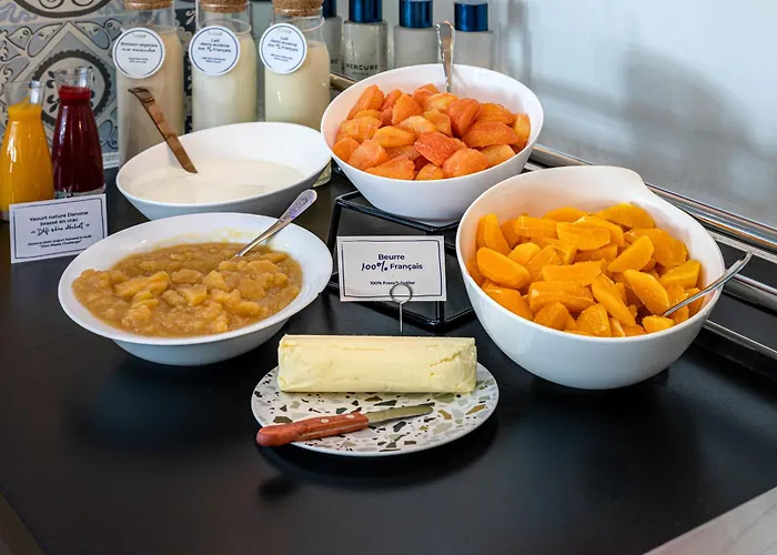 メルキュール パリ ポルト ドルレアン 4* モンルージュ