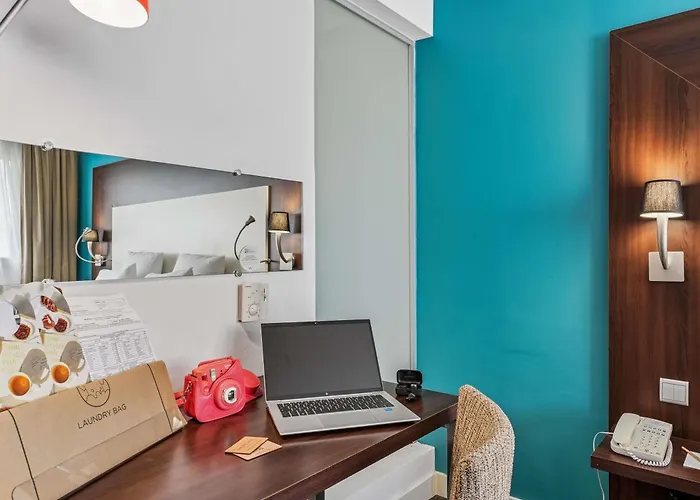 ホテル メルキュール パリ ポルト ドルレアン 4*