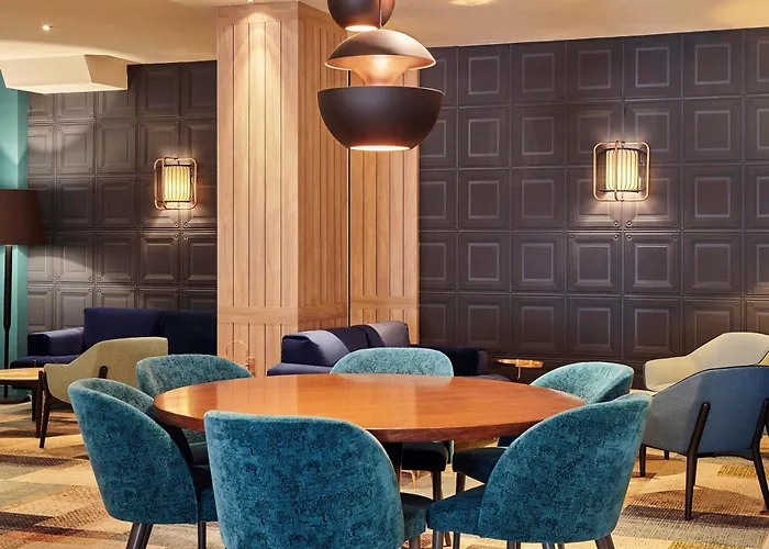 メルキュール パリ ポルト ドルレアン 4*