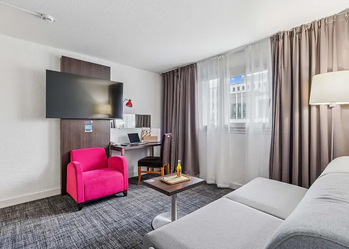 ホテル メルキュール パリ ポルト ドルレアン 4*